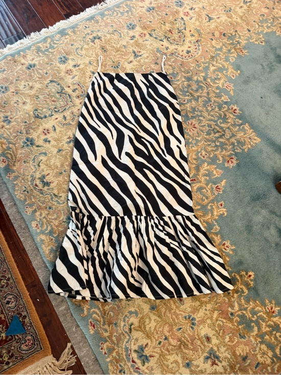 Forever That Girl Dresses & Skirts - Forever That Girl Zebra Print Maxi Skirt – Size Small